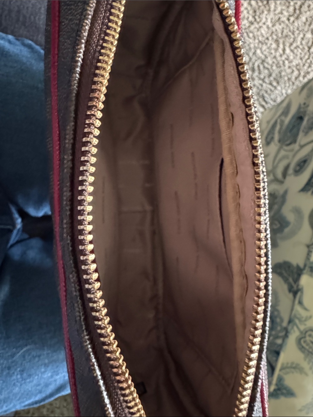 Michael Kors Black Pebbled Leather Messenger with Burgundy Trim - Picture 5 of 7